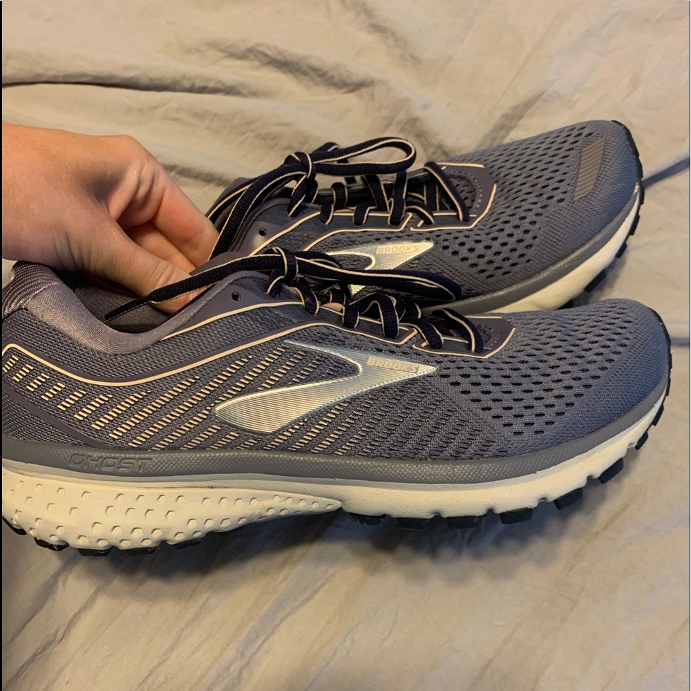Brooks Ghost 12